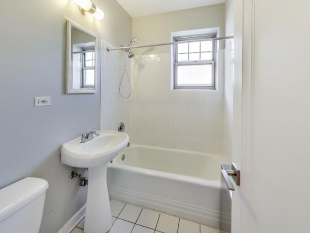 Apartment for rent in Chicago, Cook County