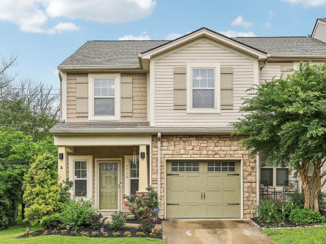 Townhouse for sale in Nashville