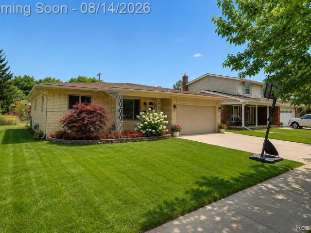 House for sale in Troy, Michigan