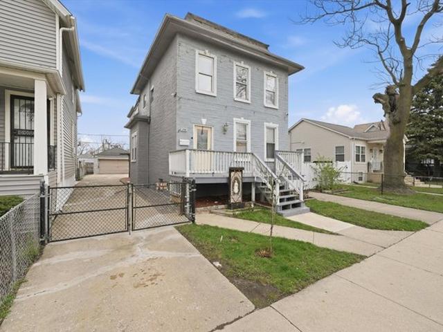 House for sale in Cicero, Illinois