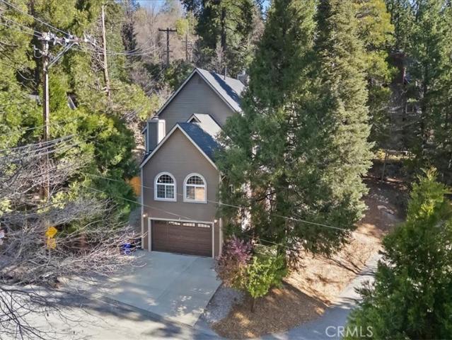 House for sale in Blue Jay, California