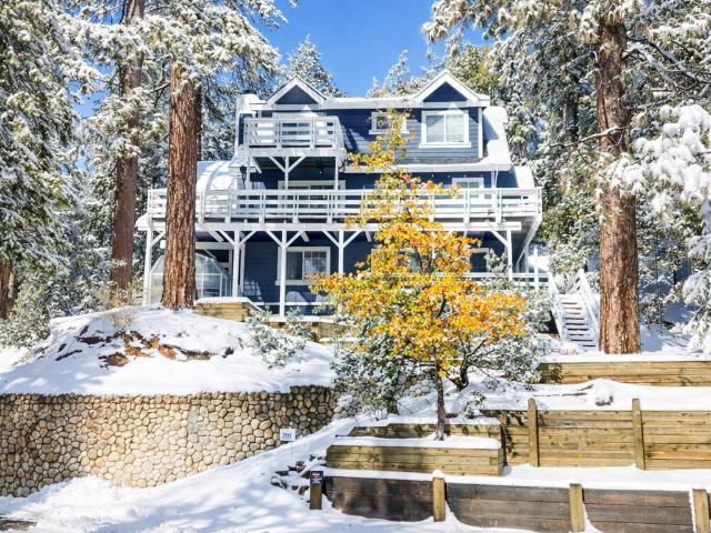 Property for sale in Blue Jay, California