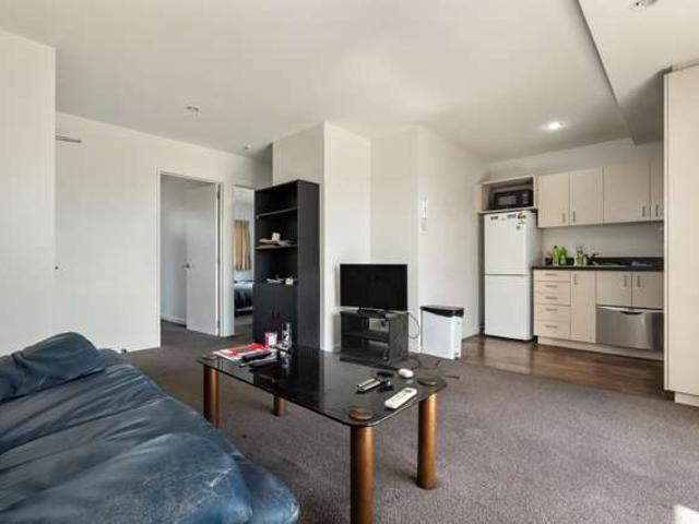 Apartment for sale in Heathcote, Canterbury