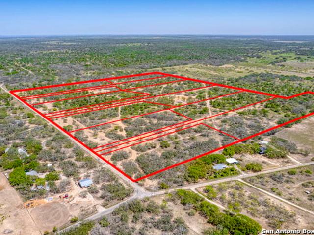 Land for sale in Medina, Texas