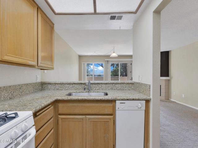 Condo for sale in Simi Valley, California