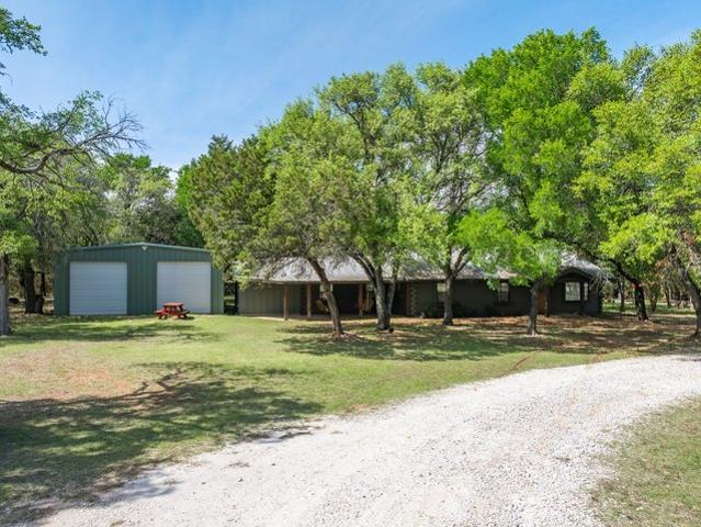 House for sale in China Spring, Texas