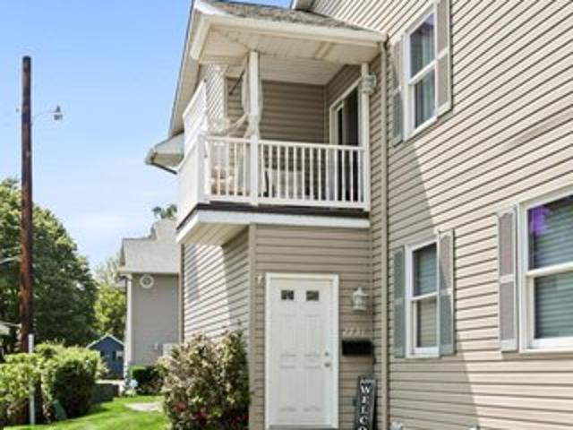 Condo for sale in Fort Gratiot, Michigan