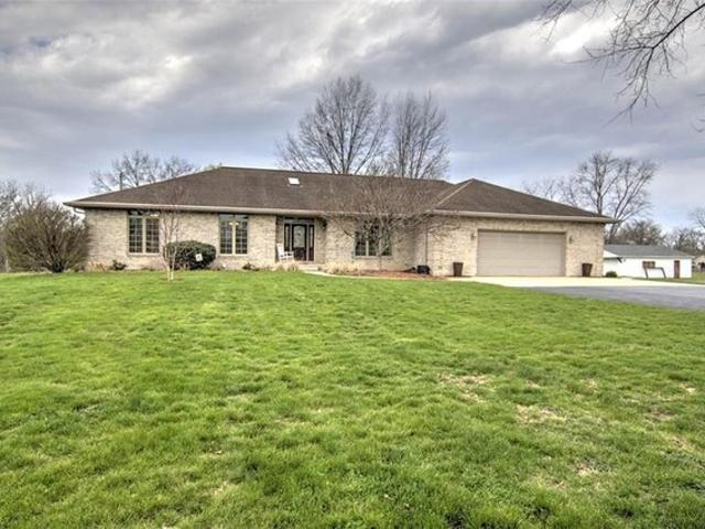 House for sale in Decatur, Illinois