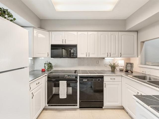 Condo for sale in Arlington, Texas