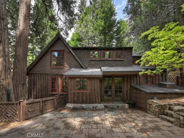 House for sale in Blue Jay, California