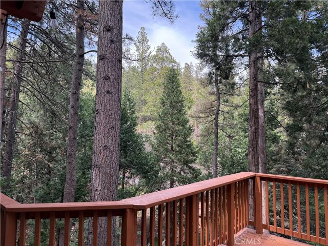 House for sale in Blue Jay, California