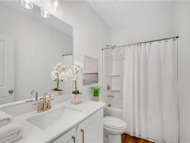 Townhouse for sale in Suwanee, Georgia