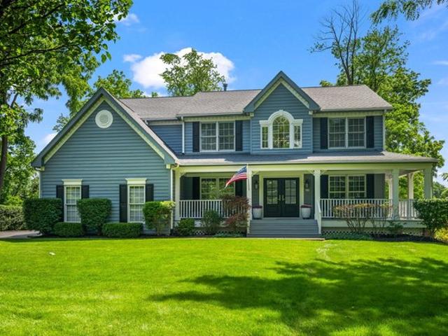 House for sale in Arlington Heights, Illinois