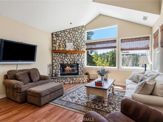 House for sale in Blue Jay, California