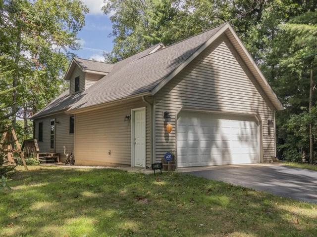 House for sale in Lawton, Michigan