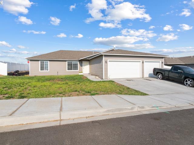 House for sale in Hayden River Estates, Umatilla