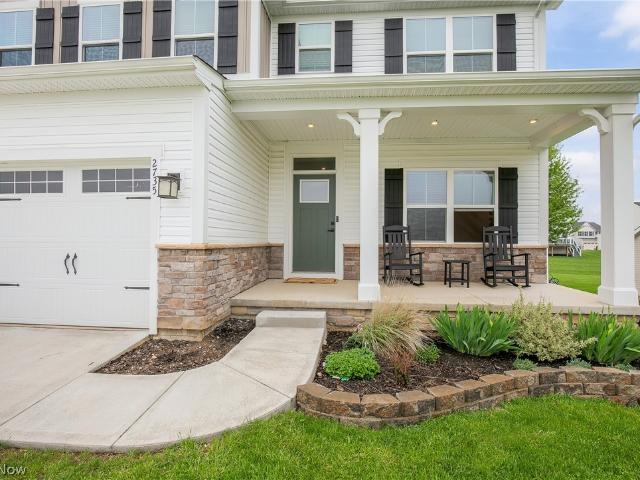 House for sale in Middlebranch, Ohio