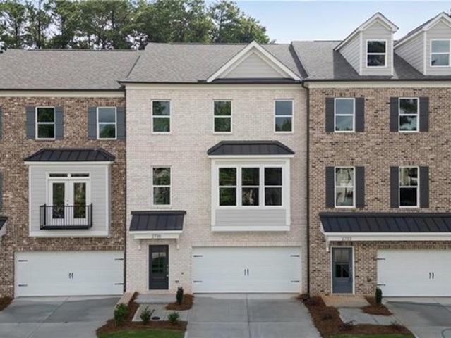 Townhouse for sale in Suwanee, Georgia