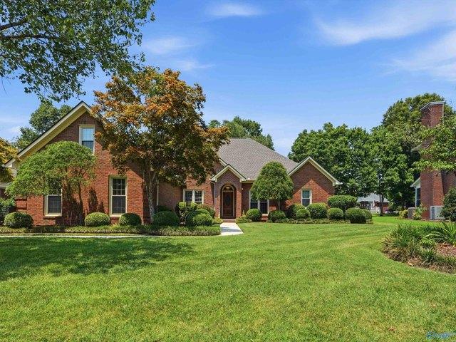 House for sale in Owens Cross Roads, Alabama