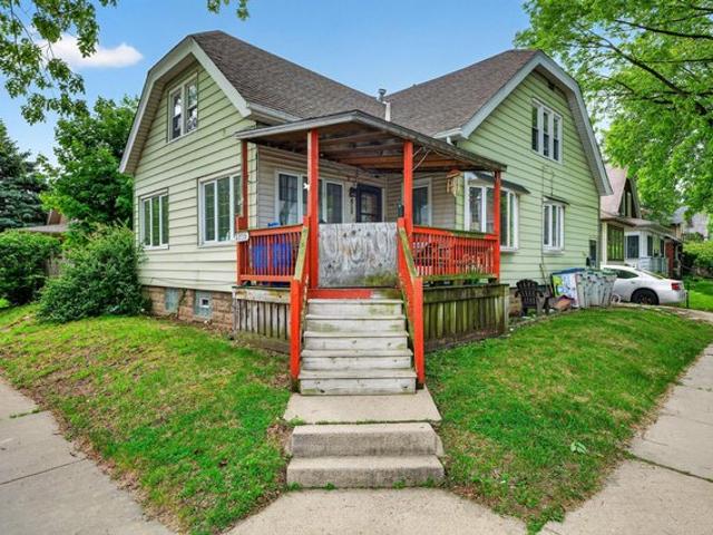 House for sale in Milwaukee, Wisconsin