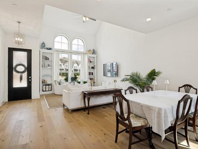 Townhouse for sale in Mckinney, Texas