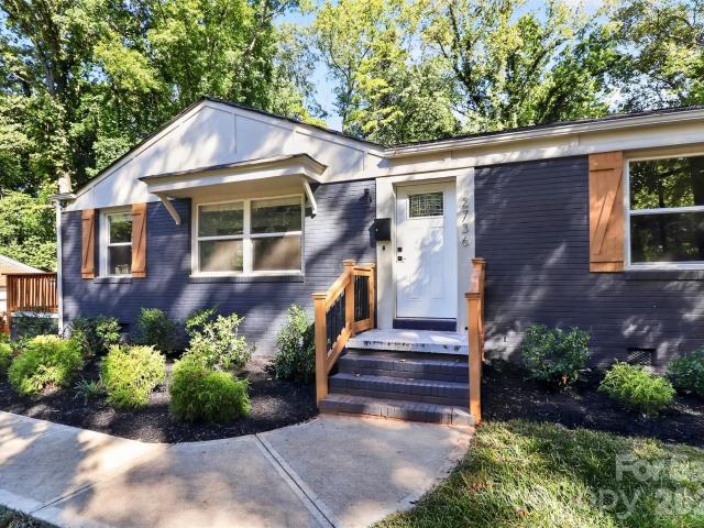 House for sale in Camp Greene, Charlotte