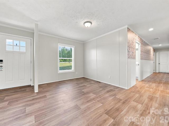 House for sale in Gold, Morganton