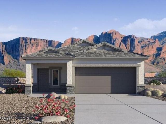 House for sale in Apache Junction, Arizona
