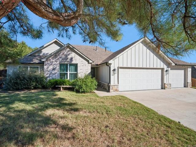 House for sale in Spradlin Estates, Coweta