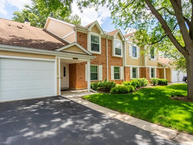 Condo for sale in Buffalo Grove, Illinois