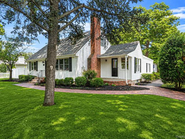 House for sale in Smithtown, New York