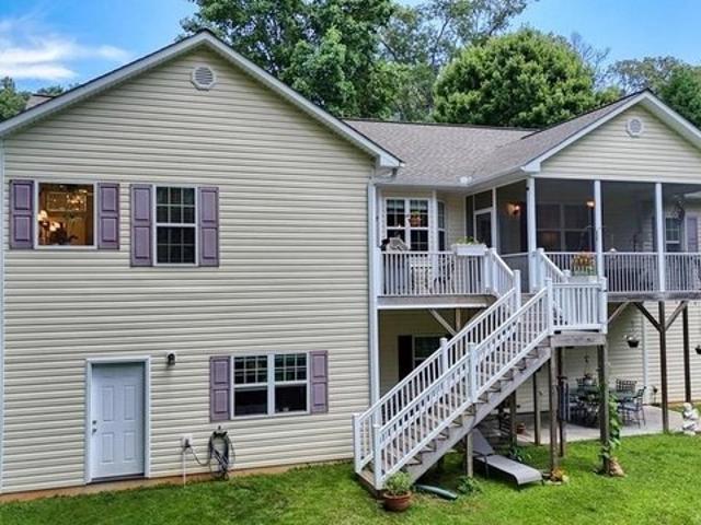 House for sale in Blairsville, Georgia