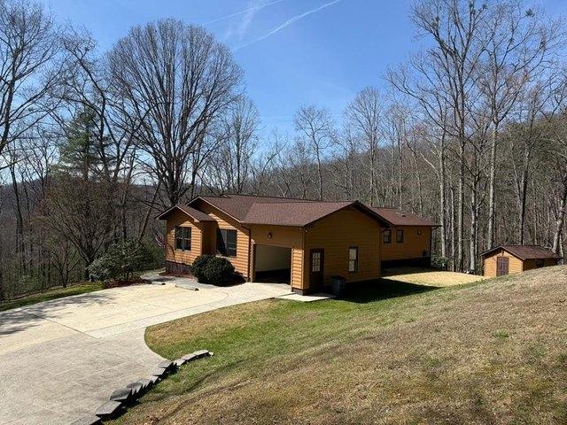 House for sale in Hayesville, North Carolina