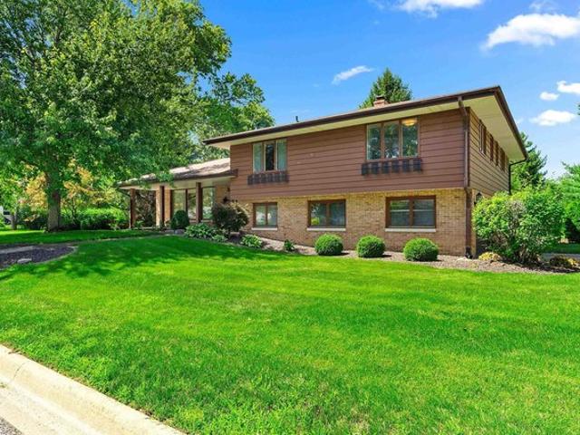 House for sale in Morton, Illinois