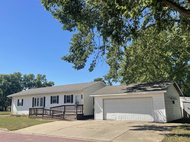 House for sale in Tracy, Minnesota