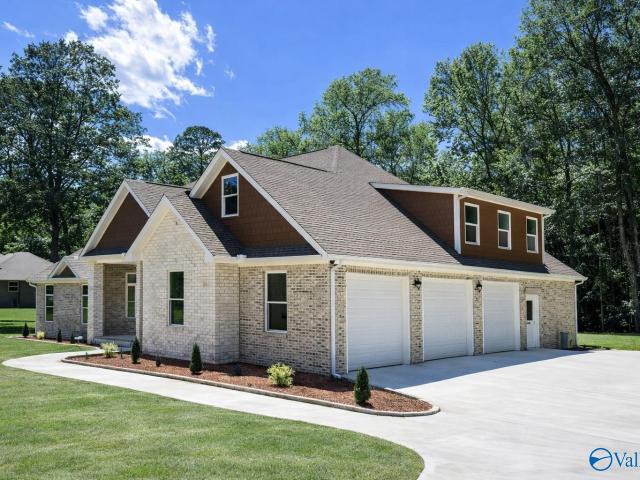 House for sale in Scottsboro, Alabama