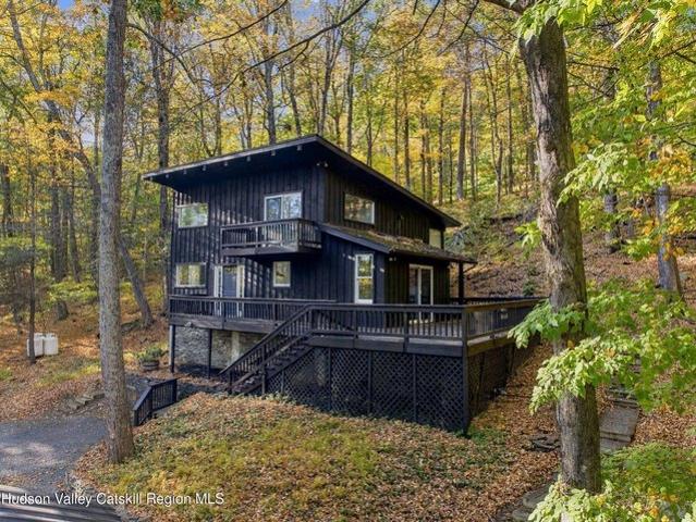 House for sale in Willow, Town of Woodstock