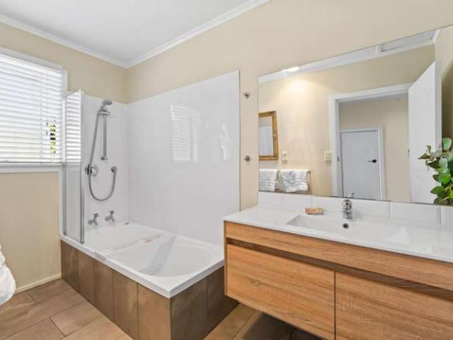 House for sale in Hillsborough