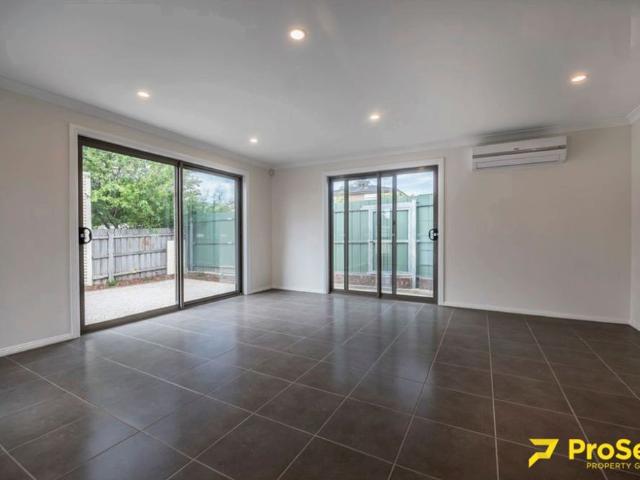 Townhouse for rent in Camerons Creek, Victoria