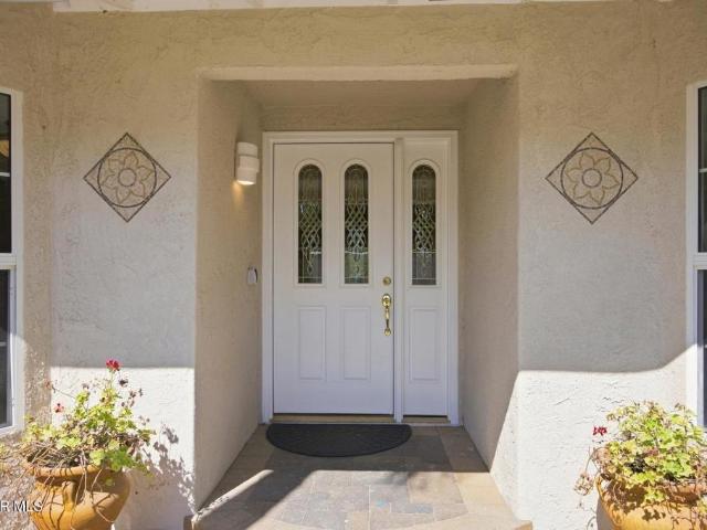 House for sale in Oak Park, California
