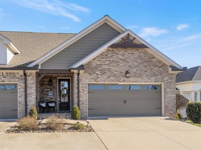 Townhouse for sale in Kuttawa, Kentucky