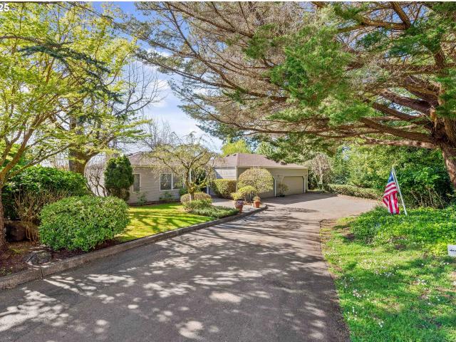 House for sale in Coquille