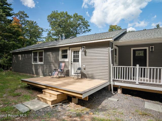 House for sale in Acra, New York