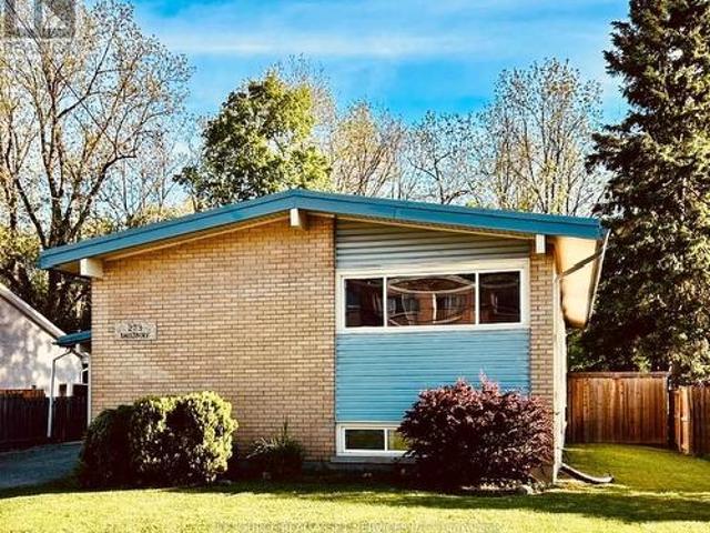 House for sale in Strathroy-caradoc, Ontario
