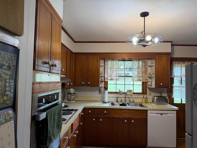 House for sale in Adolphus, Kentucky