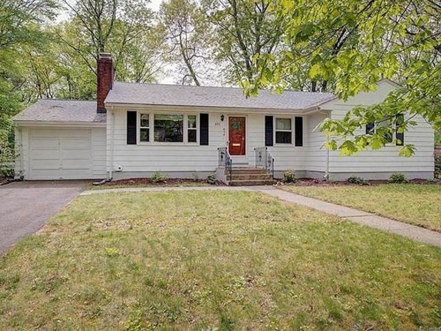 House for sale in Hamden, Connecticut