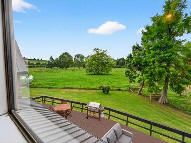 Property for sale in Awhitu