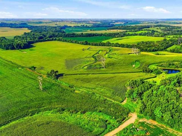 Farm for sale in Ladora, Iowa