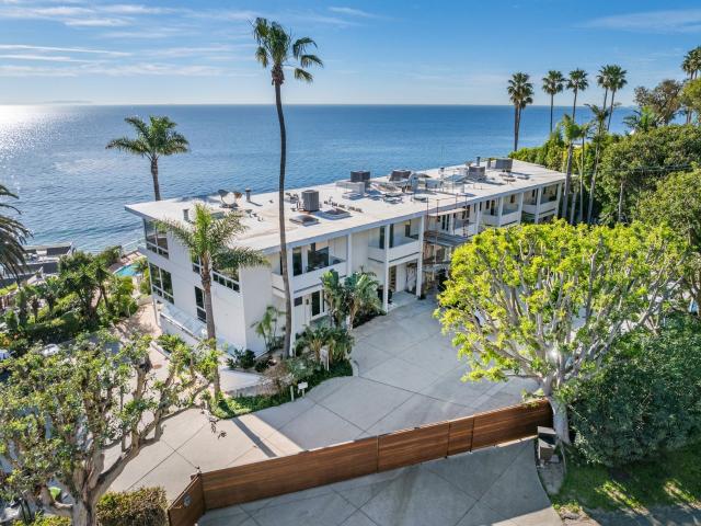 Condo for sale in Malibu, California