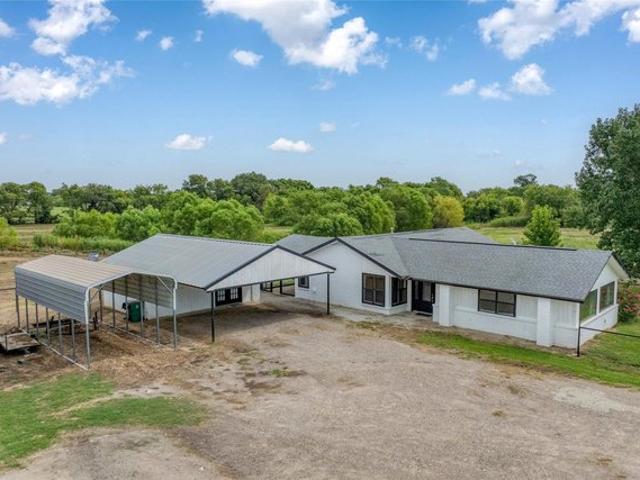 Farm for sale in Whitesboro, Texas